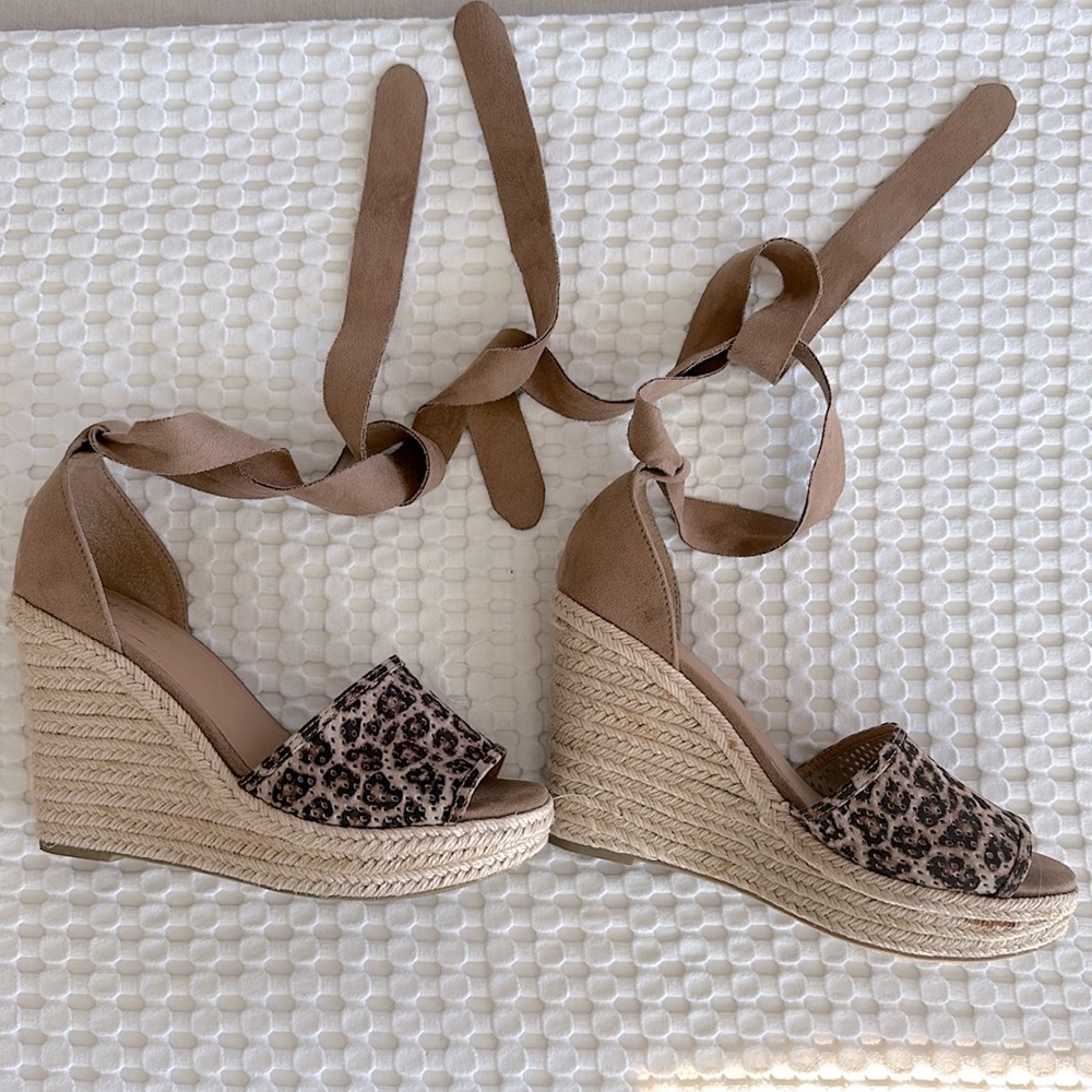 Let’s See Style-Los Angeles, Women’s Size 8.5 Wedge Heel Ankle Tie Summer Heels